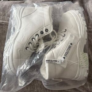 Snow shoes for women.